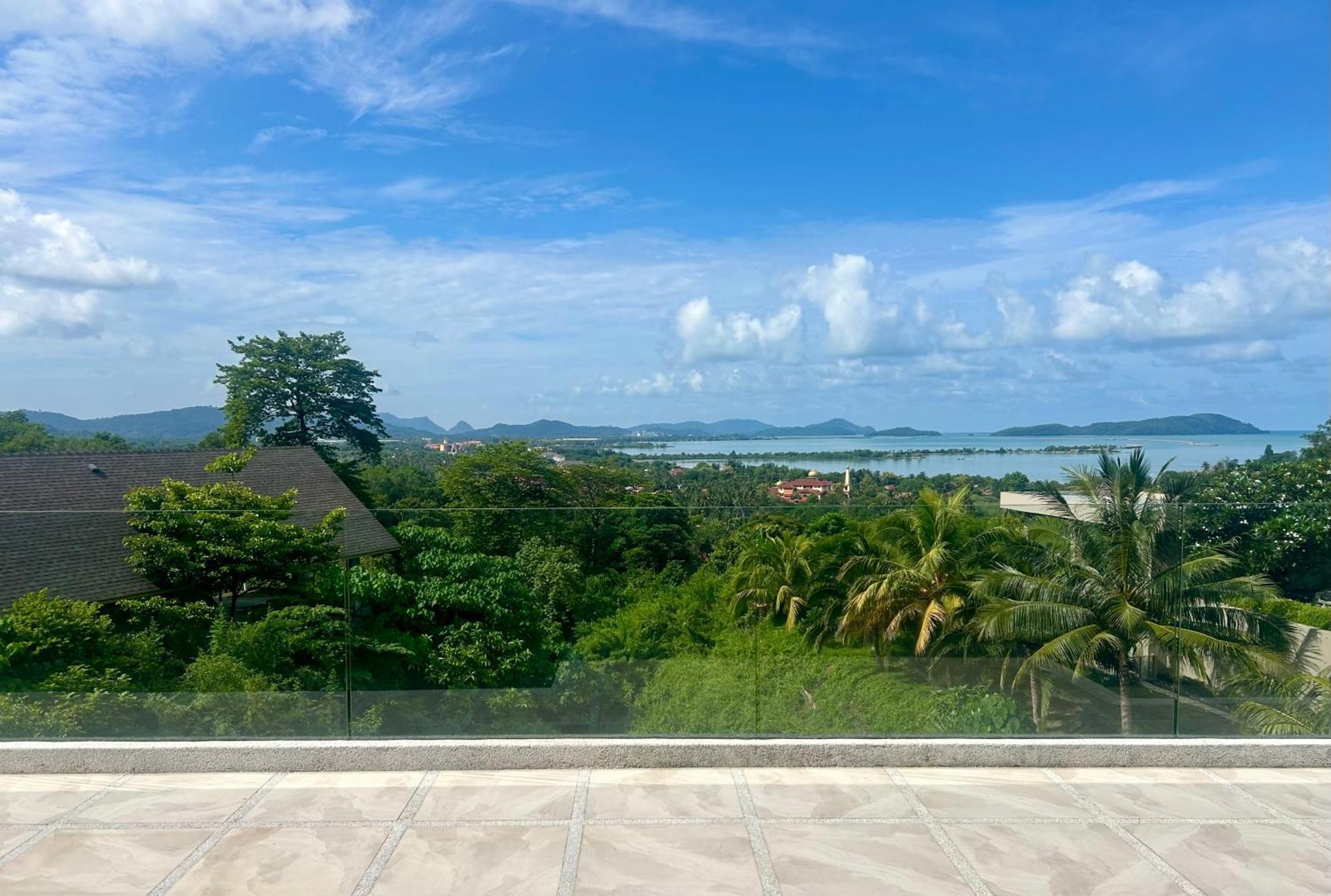 Aroha Seaview Villa - Private Pool - Pantai Cenang  Exteriör bild